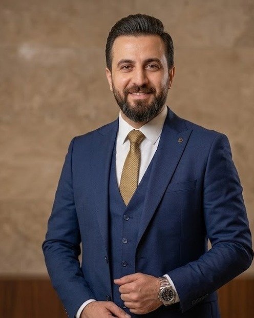 ئاراس محمود — مستشار قانوني